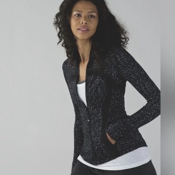 Lululemon Women's Black and White Speckled Define Jacket - Picture 1 of 7